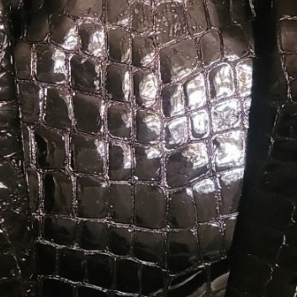 NWOT Made in Italy crystals and ruffles crossbody bag. - Picture 15 of 16